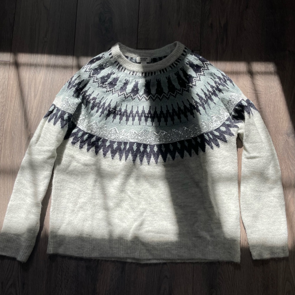 Knitted sweater